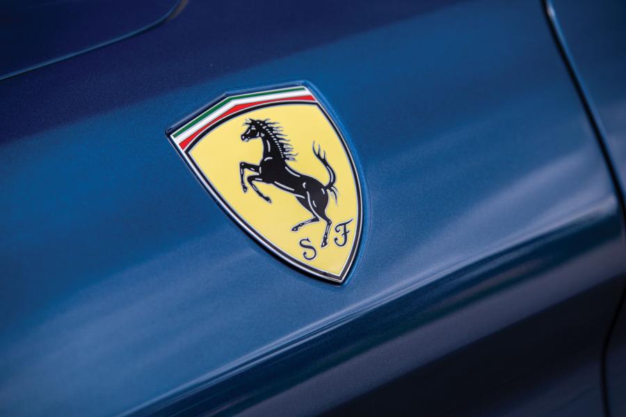 Логотип Ferrari California T The Daytona (229582) 2017 года  (фото 11 из 23)